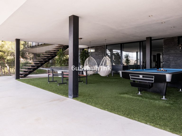 Villa for Sale in Valtocado, Malaga 39