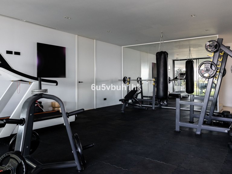 Villa for Sale in Valtocado, Malaga 41
