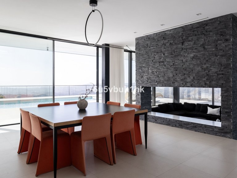 Villa for Sale in Valtocado, Malaga 7
