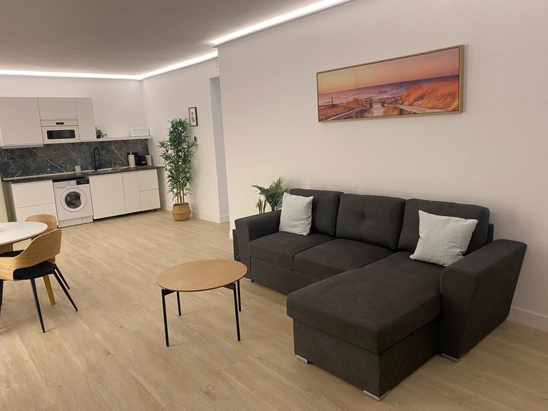 Apartment for Sale in Puerto Banús, Malaga 3