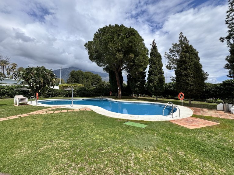 Apartment for Sale in The Golden Mile, Malaga 26