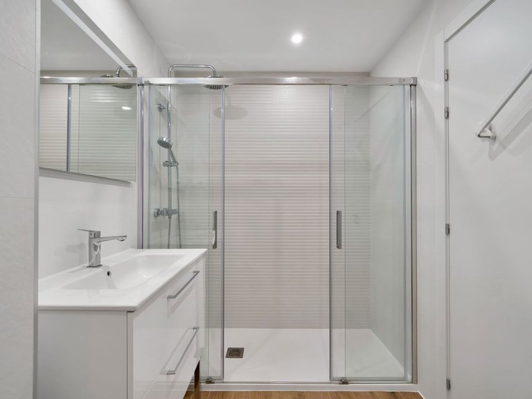 Apartment for Sale in Benalmadena Pueblo, Malaga 11