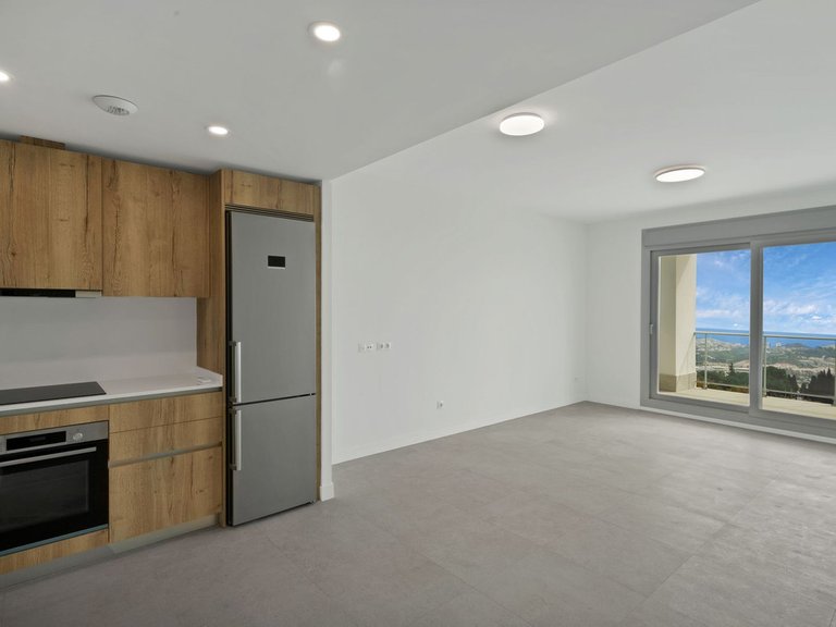 Apartment for Sale in Benalmadena Pueblo, Malaga 5