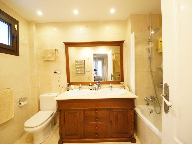 Apartment for Sale in Los Arqueros, Malaga 13