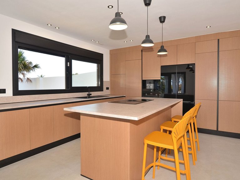 Villa for Sale in El Coto, Malaga 16