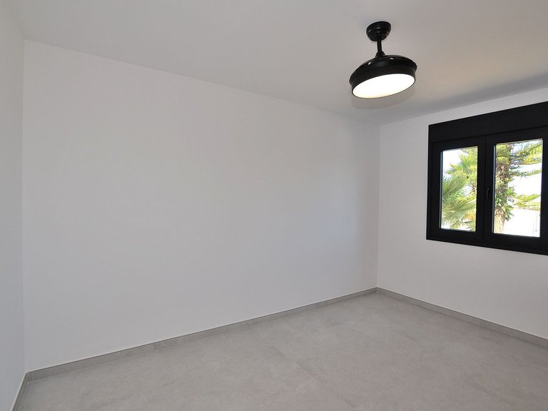 Villa for Sale in El Coto, Malaga 30