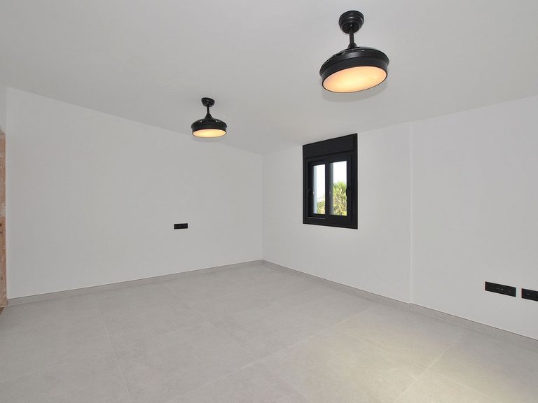 Villa for Sale in El Coto, Malaga 34