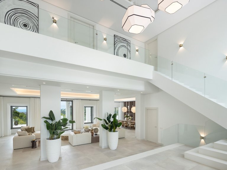 Villa for Sale in Costa del Sol El Madroñal, Malaga 12