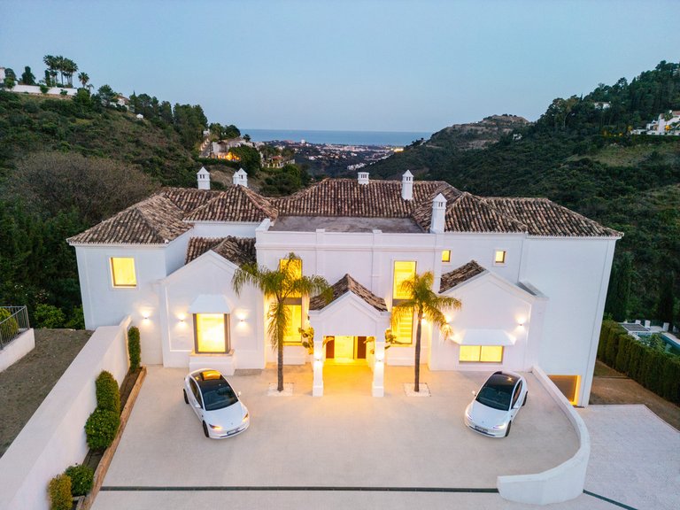 Villa for Sale in Costa del Sol El Madroñal, Malaga 34