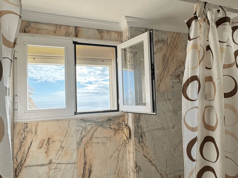 Apartment for Sale in Fuengirola, Malaga 14