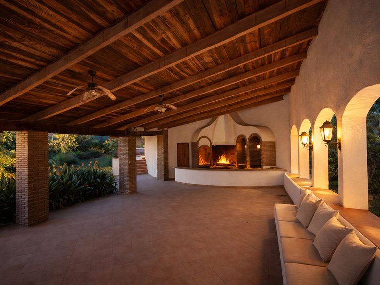 Villa for Sale in Puerto Banús, Malaga 34