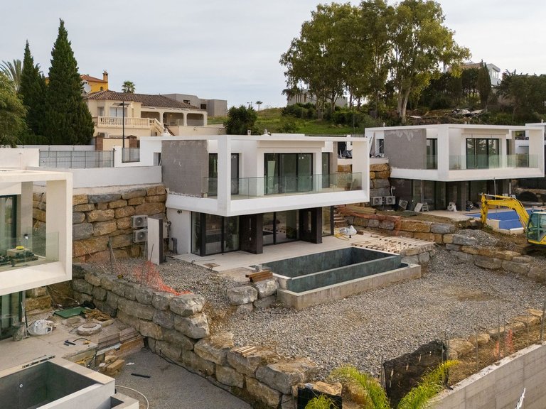 Villa for Sale in Valle Romano, Malaga 5