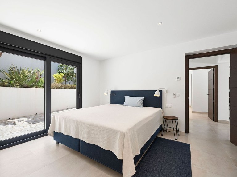 Villa for Sale in Nueva Andalucía, Malaga 24