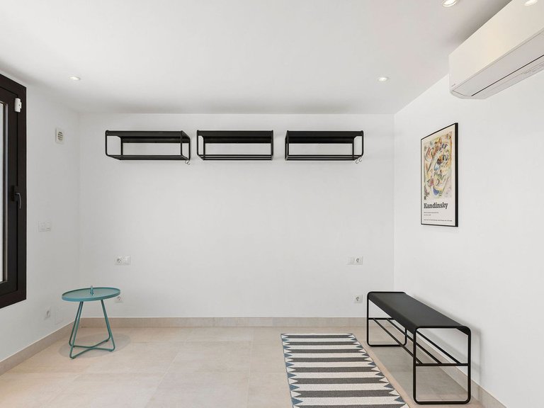 Villa for Sale in Nueva Andalucía, Malaga 32