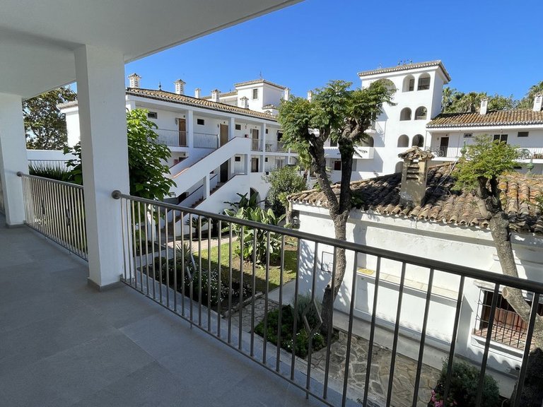 Apartment for Sale in Estepona, Malaga 9