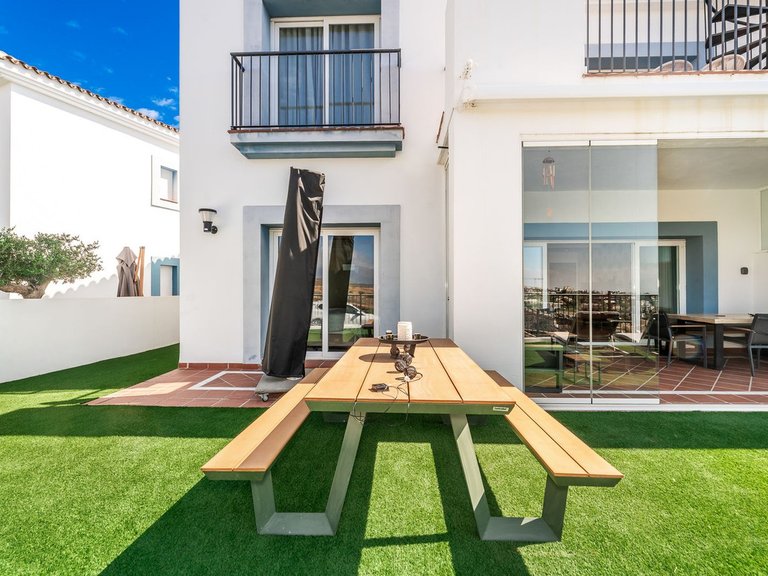 Apartment for Sale in El Paraiso, Malaga 1