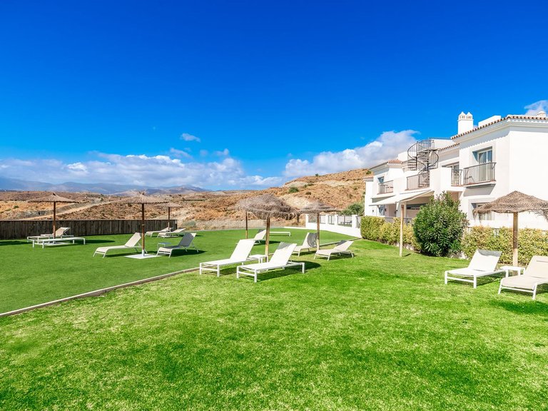 Apartment for Sale in El Paraiso, Malaga 17