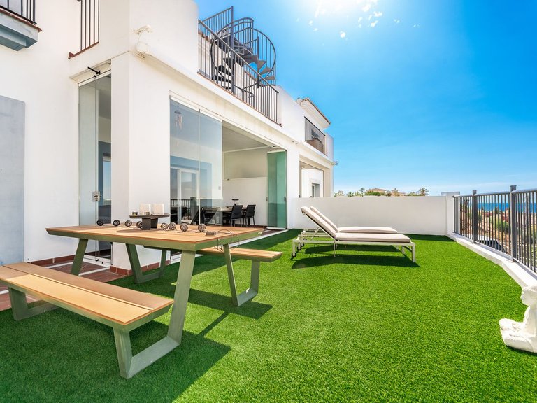 Apartment for Sale in El Paraiso, Malaga 2