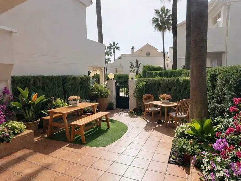 Villa for Sale in Marbella, Malaga 1