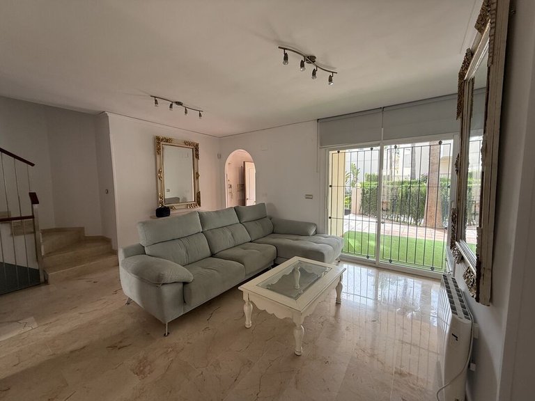 Villa for Sale in Marbella, Malaga 10