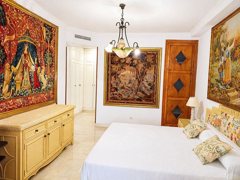 Apartment for Sale in Marbella, Malaga 15