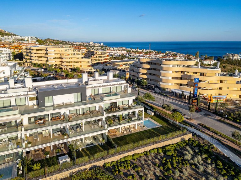 Apartment for Sale in Fuengirola, Malaga 3