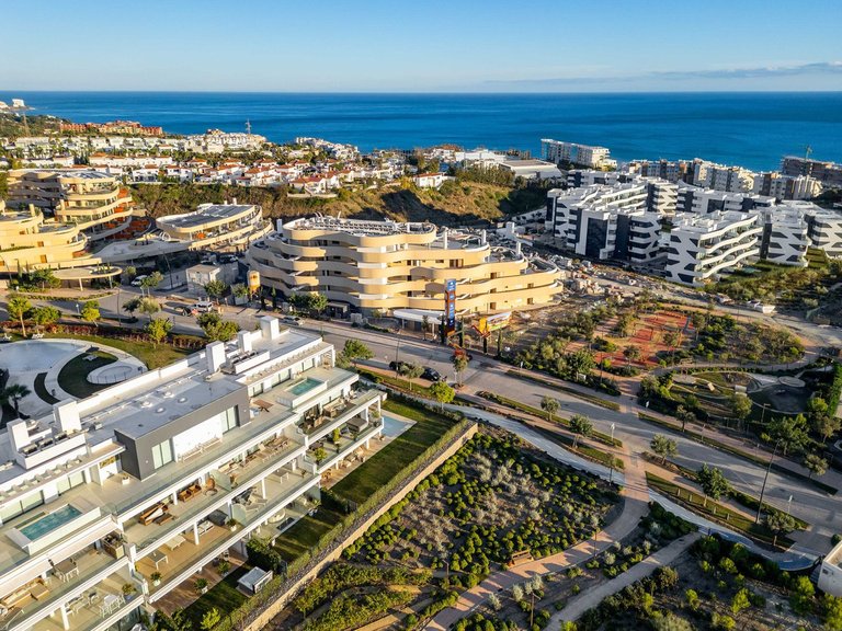 Apartment for Sale in Fuengirola, Malaga 35