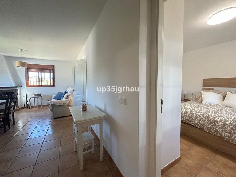 Villa for Sale in Estepona, Malaga 7