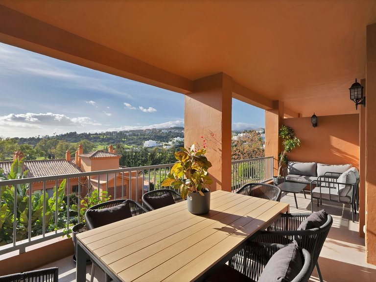 Apartment for Sale in Atalaya, Malaga 1