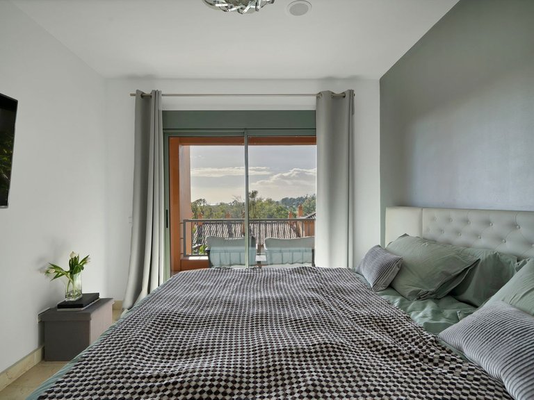 Apartment for Sale in Atalaya, Malaga 13