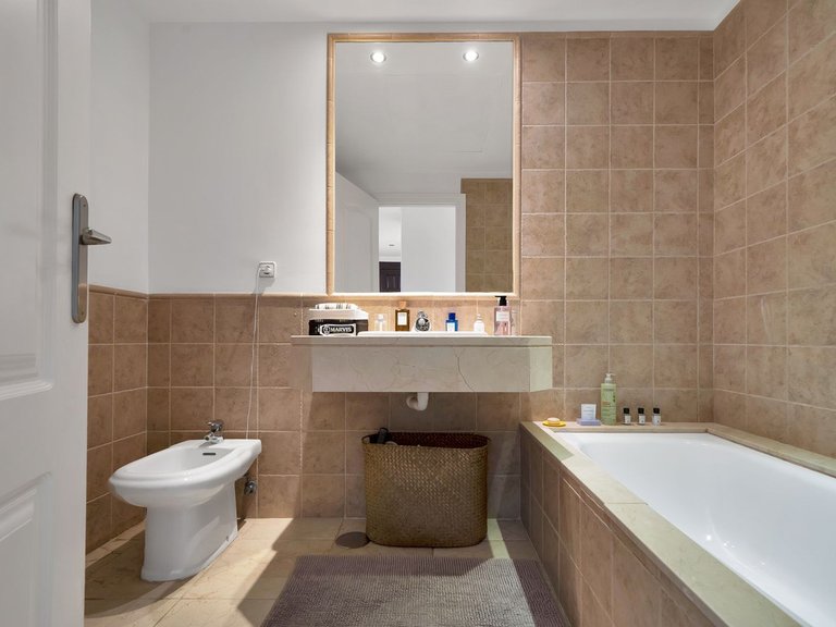 Apartment for Sale in Atalaya, Malaga 22