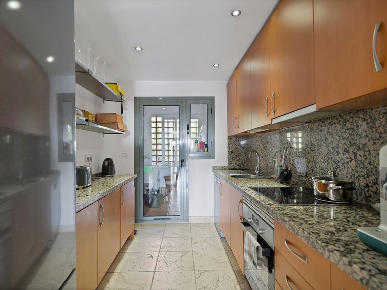 Apartment for Sale in Atalaya, Malaga 7