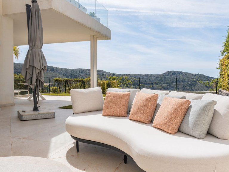 Apartment for Sale in Benahavís, Malaga 15