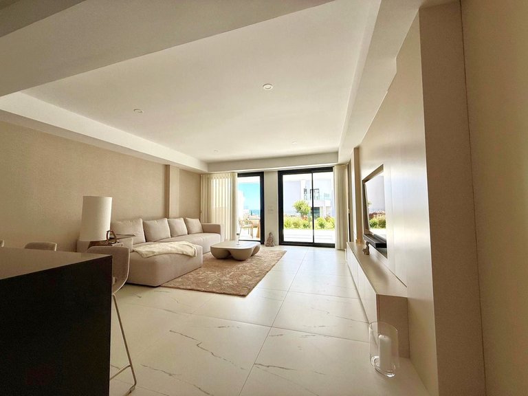 Villa for Sale in Estepona, Malaga 4