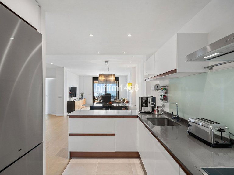 Apartment for Sale in Benahavís, Malaga 11