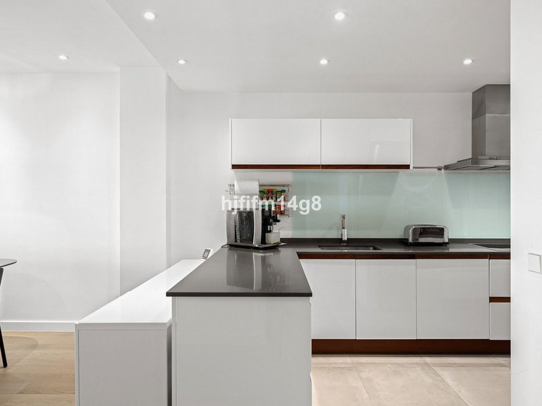 Apartment for Sale in Benahavís, Malaga 12