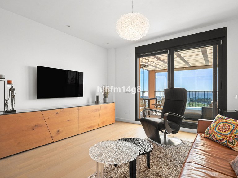 Apartment for Sale in Benahavís, Malaga 5