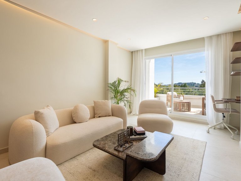Apartment for Sale in Los Arqueros, Malaga 8