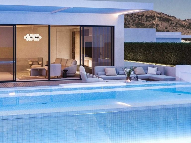Town House for Sale in Costa del Sol Benalmadena, Malaga 14