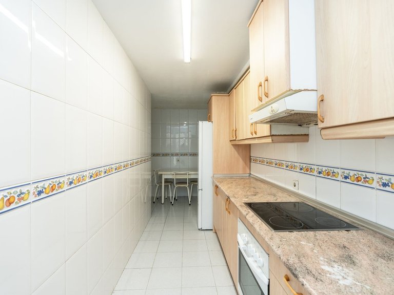 Apartment for Sale in Nueva Andalucía, Malaga 6