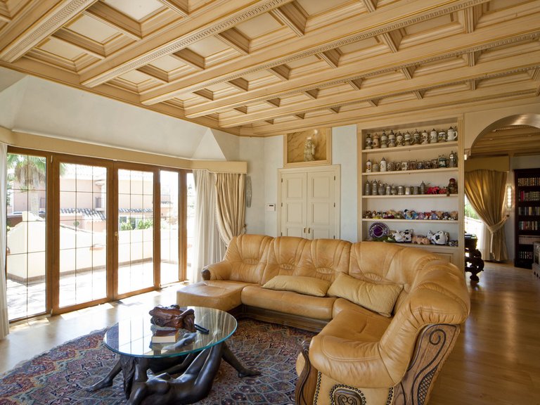 Villa for Sale in Nueva Andalucía, Malaga 35