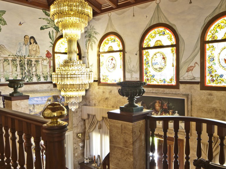 Villa for Sale in Nueva Andalucía, Malaga 7