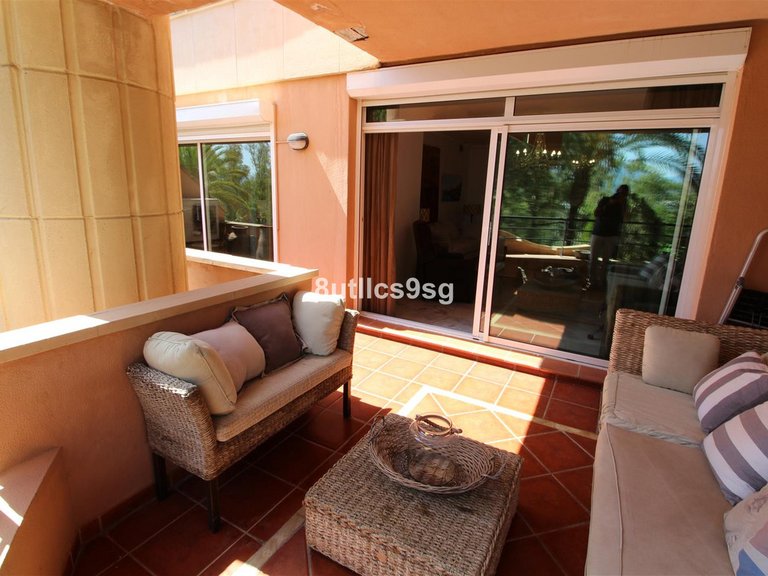 Apartment for Sale in Nueva Andalucía, Malaga 16