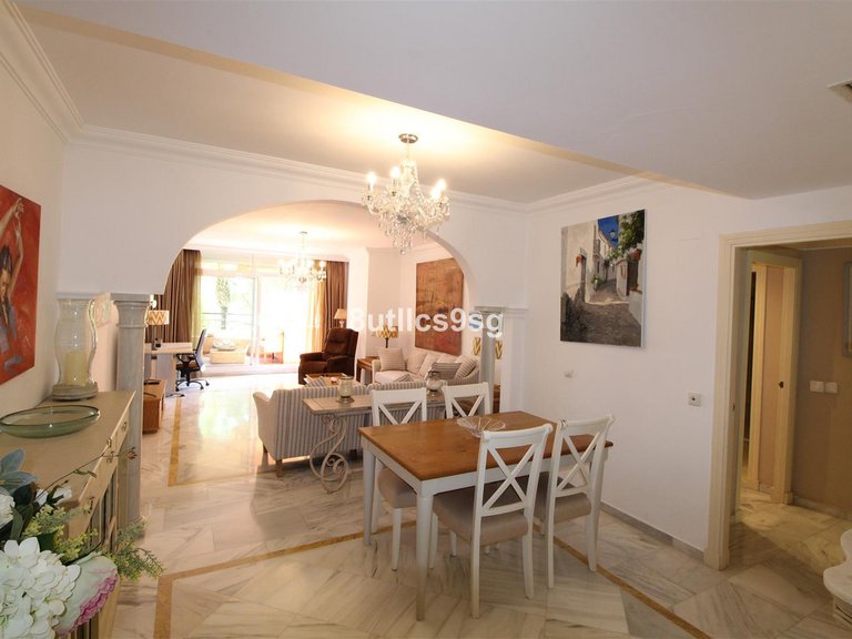 Apartment for Sale in Nueva Andalucía, Malaga 4