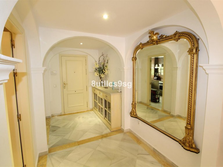 Apartment for Sale in Nueva Andalucía, Malaga 6