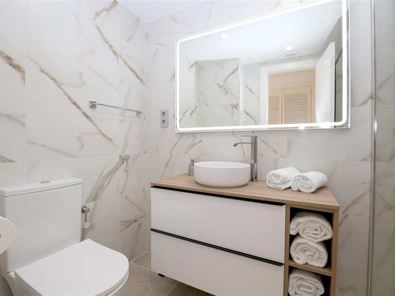 Apartment for Sale in Estepona, Malaga 5