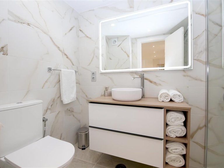 Apartment for Sale in Estepona, Malaga 6