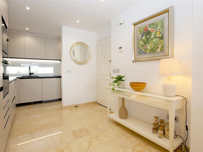 Apartment for Sale in Estepona, Malaga 9