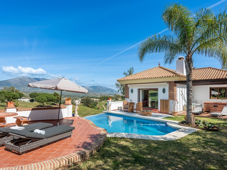 Villa for Sale in La Cala Golf, Malaga 1