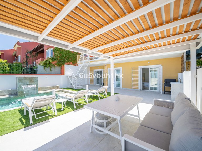 Villa for Sale in La Mairena, Malaga 40